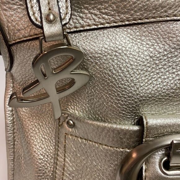 B Makowski silver metallic Crossbody Bag A27 - Picture 4 of 12